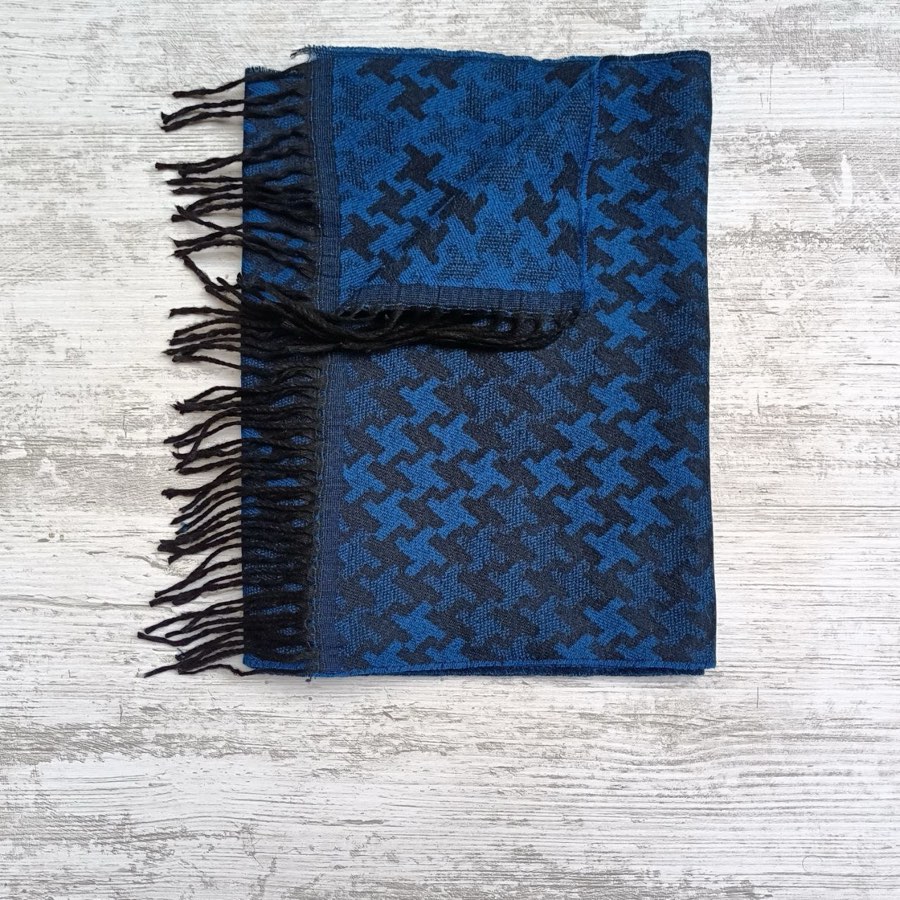 Men's Blue Star-Pattern Scarf