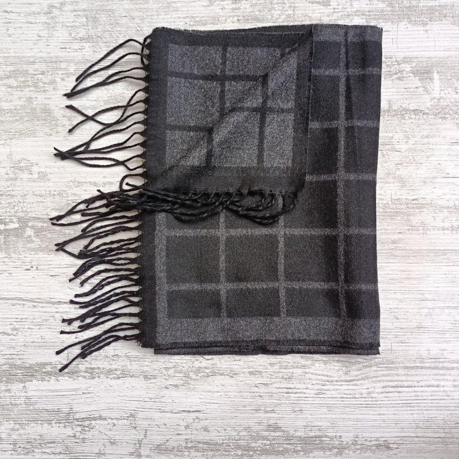 Men's Gray Check Scarf